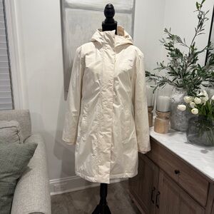 The North Face Arctic Parka Gardenia White / Silver Grey Leopard Print Interior